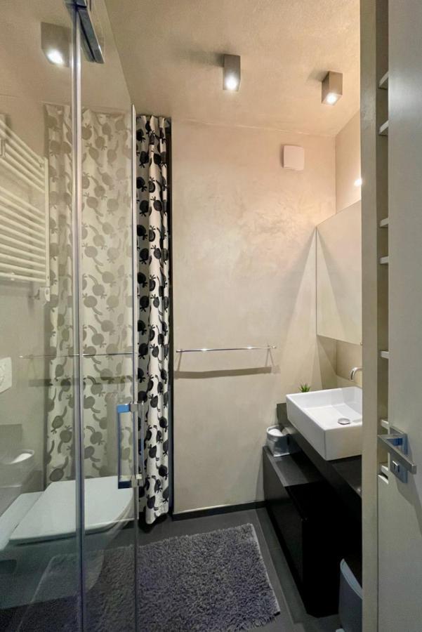 Cozy Apartment - Citycentre - Freeparking - Selfcheck-In Liptovský Mikuláš Buitenkant foto