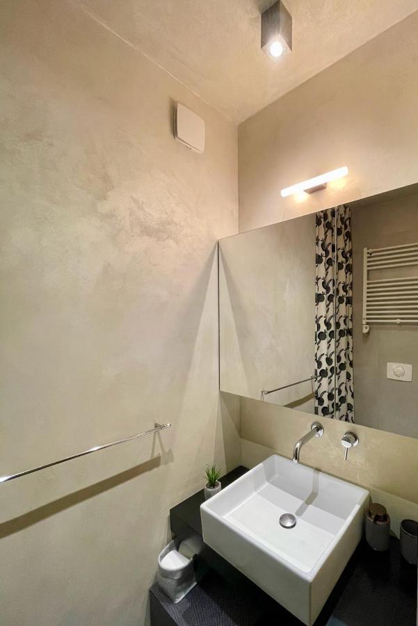Cozy Apartment - Citycentre - Freeparking - Selfcheck-In Liptovský Mikuláš Buitenkant foto
