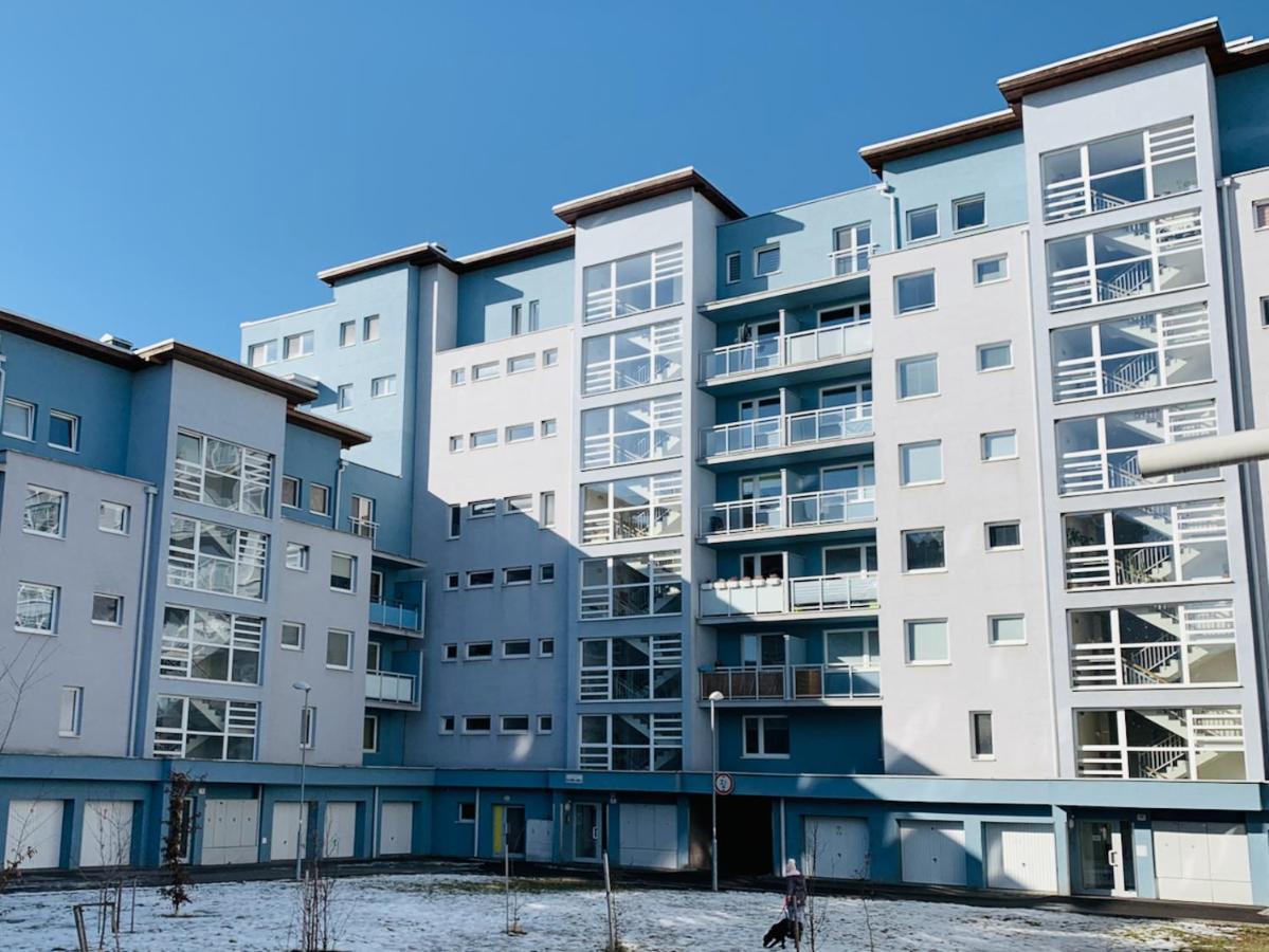 Cozy Apartment - Citycentre - Freeparking - Selfcheck-In Liptovský Mikuláš Buitenkant foto